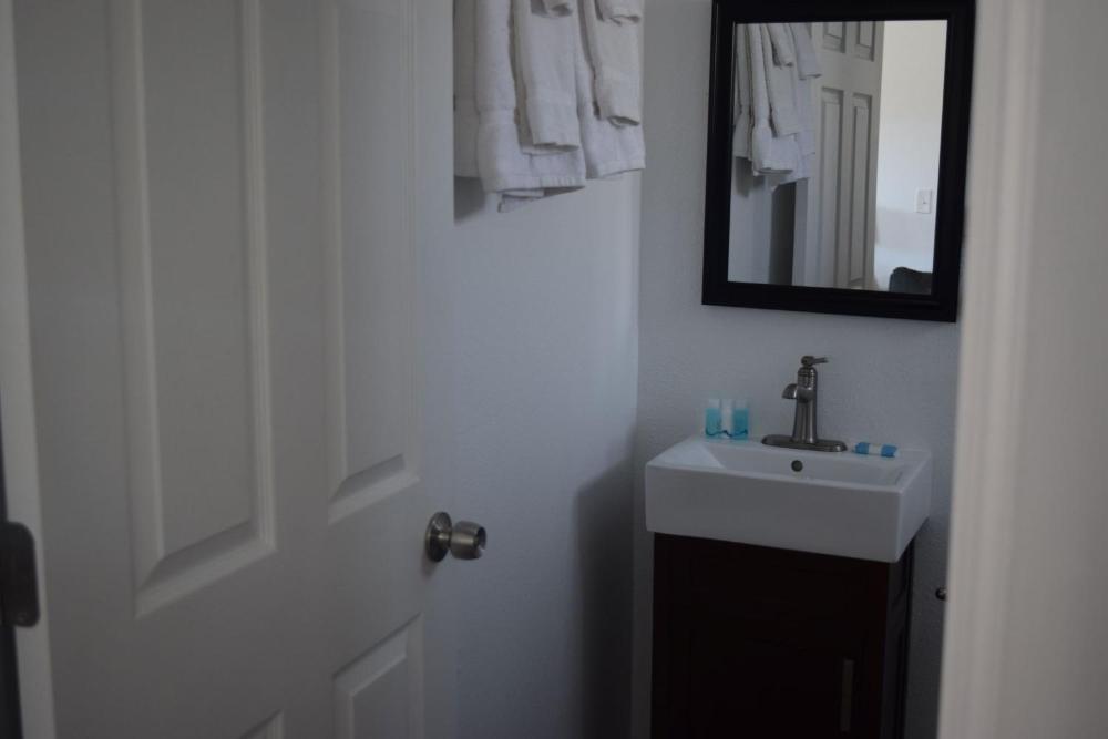 Deluxe Single Room interior